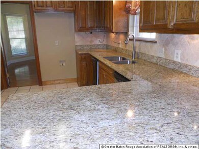 Gorgeous slab granite countertops, tumbled marble 