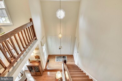 13372 Meadowsweet Dr, Fairfax, VA 22033 - photo 4