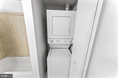 1013 Fallcrest Ct unit 4-203, Bowie, MD 20721 - photo 6