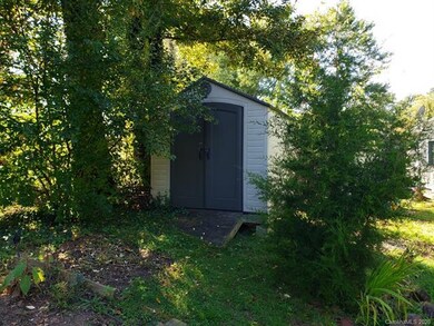 24 Robinson Ave, Asheville, NC 28803 - photo 3