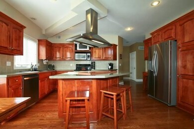 10144 Theden Cir, Lenexa, KS 66220 - photo 7