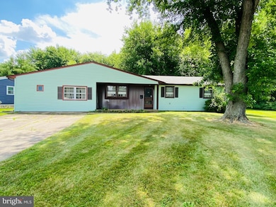 200 Diane Ave, Delran, NJ 08075 - photo 2