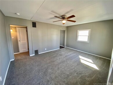 210 Conner St, New Albany, IN 47150 - photo 4