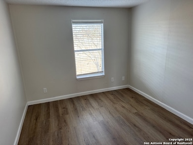 340 Mourning Dove, Floresville, TX 78114 - photo 4