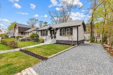 22 Oakcrest Rd, South Weymouth, MA 02190 - photo 2