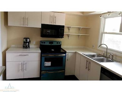 2408 Victor Ave, Lansing, MI 48911 - photo 6