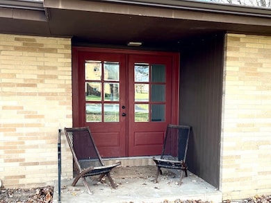 904 Mcknight Rd, Indiana, PA 15701 - photo 2