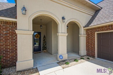 4114 Sandbar Dr, Addis, LA 70710 - photo 2