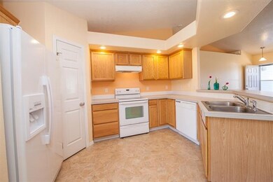 7029 E Canterbury Ln, Nampa, ID 83687 - photo 6