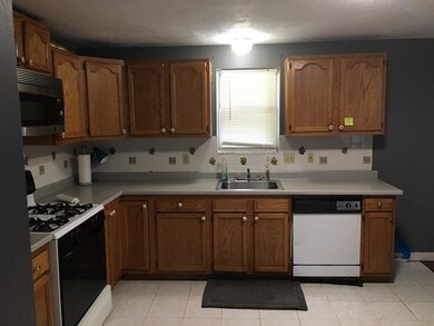 9 Gates Cir, Worcester, MA 01603 - photo 5