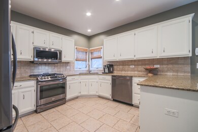 1512 Conan Doyle Rd, Naperville, IL 60564 - photo 7