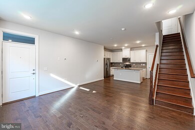 13337 Launders St unit 133, Herndon, VA 20171 - photo 3