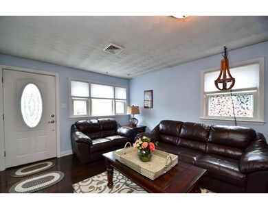 32 Annavoy St, Boston, MA 02128 - photo 4