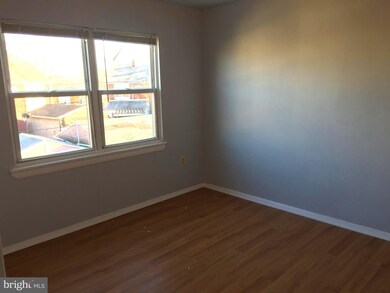 2067 Kelmore Rd, Dundalk, MD 21222 - photo 5