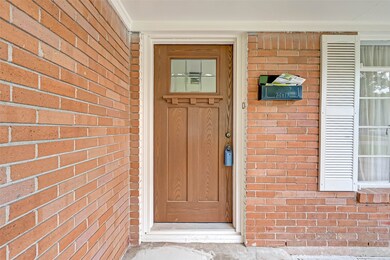 2203 Nina Lee Ln, Houston, TX 77018 - photo 4