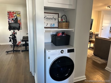 16 Revere Dr unit 1, Stamford, CT 06902 - photo 5