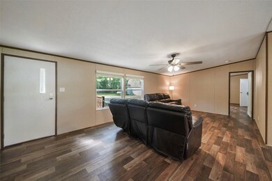 9421 Oak Bend Ct, Cleveland, TX 77328 - photo 7