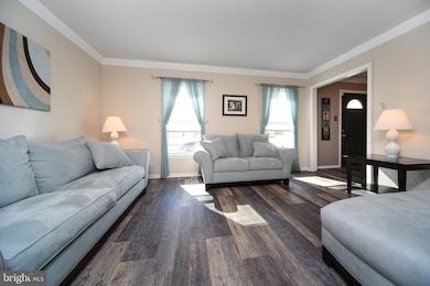 58 Jennifer Ln, Morrisville, PA 19067 - photo 5