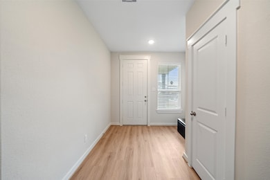 4237 Red Cedar Ring Ln, Pinehurst, TX 77362 - photo 3