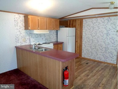 585 Egypt Rd, Kearneysville, WV 25430 - photo 7