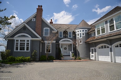 Front Detail