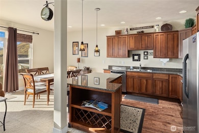 9205 Red Cliff Dr NW unit B50, Quincy, WA 98848 - photo 6