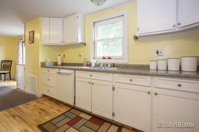 3390 8th Ave, Hudsonville, MI 49426 - photo 4