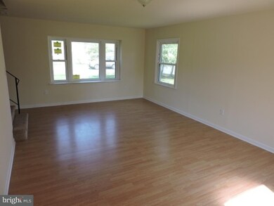 72 Bloomfield Ln, Willingboro, NJ 08046 - photo 7