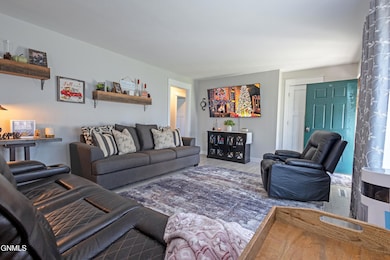 1215 University Ave, Williston, ND 58801 - photo 4