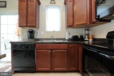 5062 Oyster Reef Place, Saint Charles, MD 20602 - photo 7