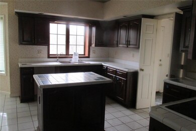 36 Cheshire Dr, Maryville, IL 62062 - photo 5