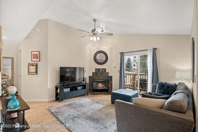 7204ElkRunDr_DASH_22111407