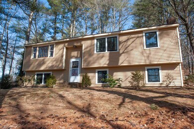 51 Drew Rd, Derry, NH 03038 - photo 2