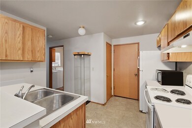 100 119th St SE, Everett, WA 98208 - photo 4