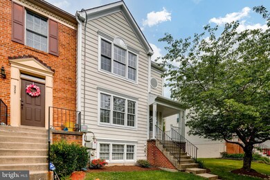 9389 Breamore Ct, Laurel, MD 20723 - photo 2