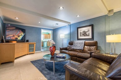 22390 Cass Ave, Woodland Hills, CA 91364 - photo 2