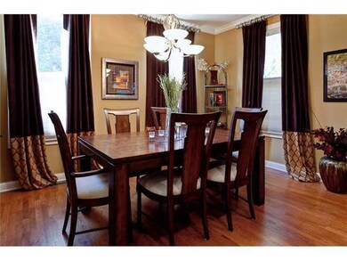 629 Jaeger St, Columbus, OH 43206 - photo 3