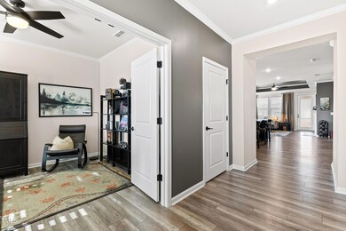 Flex, Office or 3rd bedroom