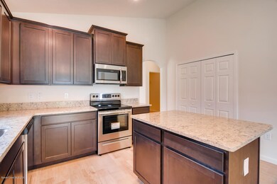 SENECA  D-large-005-006-Kitchen-1500x100
