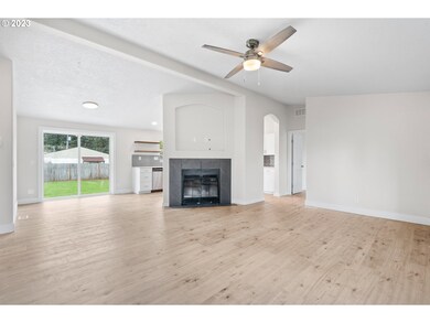 975 6th St, Lafayette, OR 97127 - photo 7