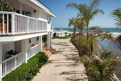 Driveway leading to the ocean