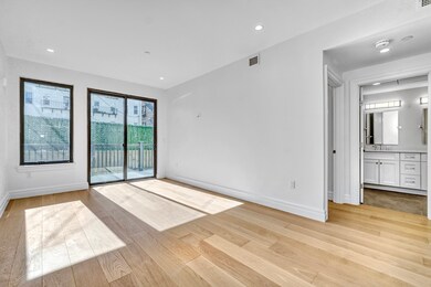 515 E 2nd St unit 204, Boston, MA 02127 - photo 5