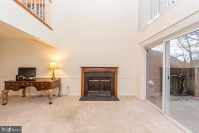 3918 Angelton Ct, Burtonsville, MD 20866 - photo 5