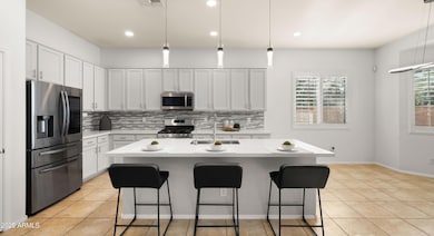 Modern Kitchen finishes!