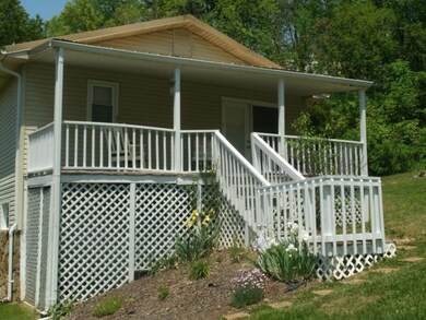 Side covered Porch