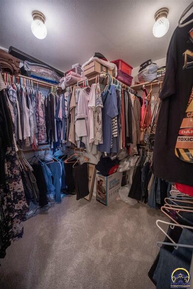 6103 SW 43rd Terrace, Topeka, KS 66610 - photo 7