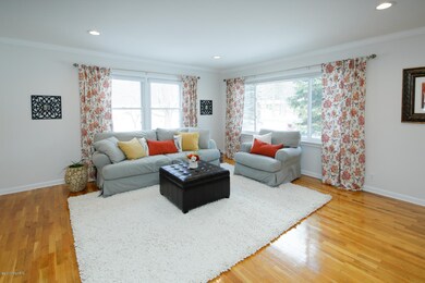 9851 PQ Ave-103