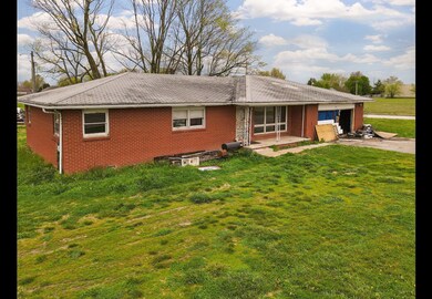 251 S Nicholas Rd-2