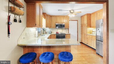 626 Orchard Rd, Sellersville, PA 18960 - photo 7