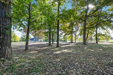 1753 Midwest Club Pkwy, Oak Brook, IL 60523 - photo 6